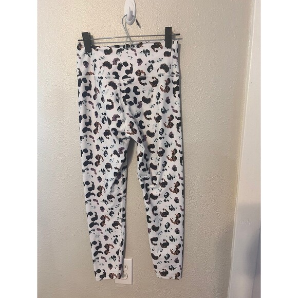 Sage Collective White Leopard animal print full length Leggings Size M - Picture 5 of 5
